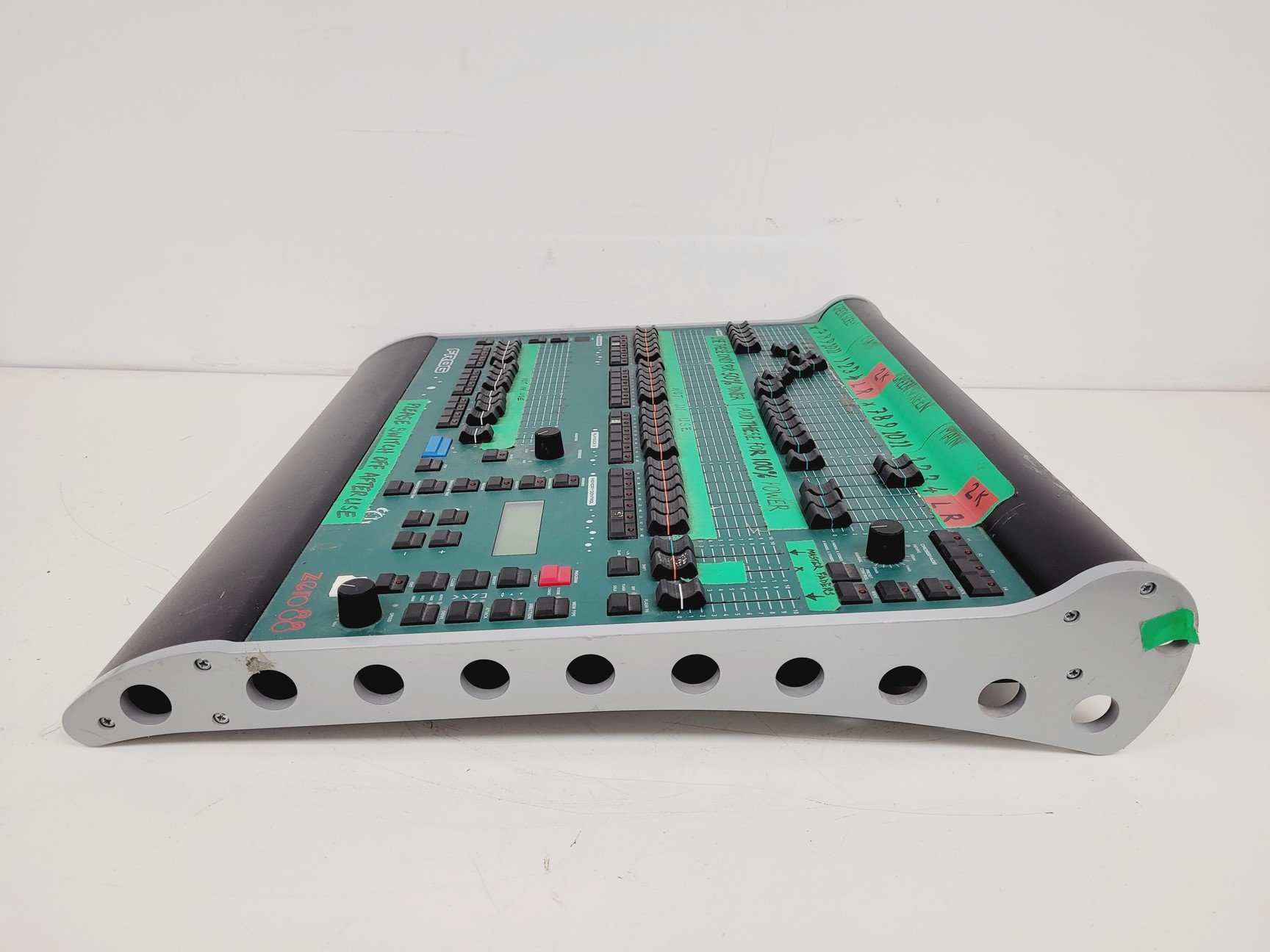 Image of Frog Zero88 Lighting Switchboard Desk