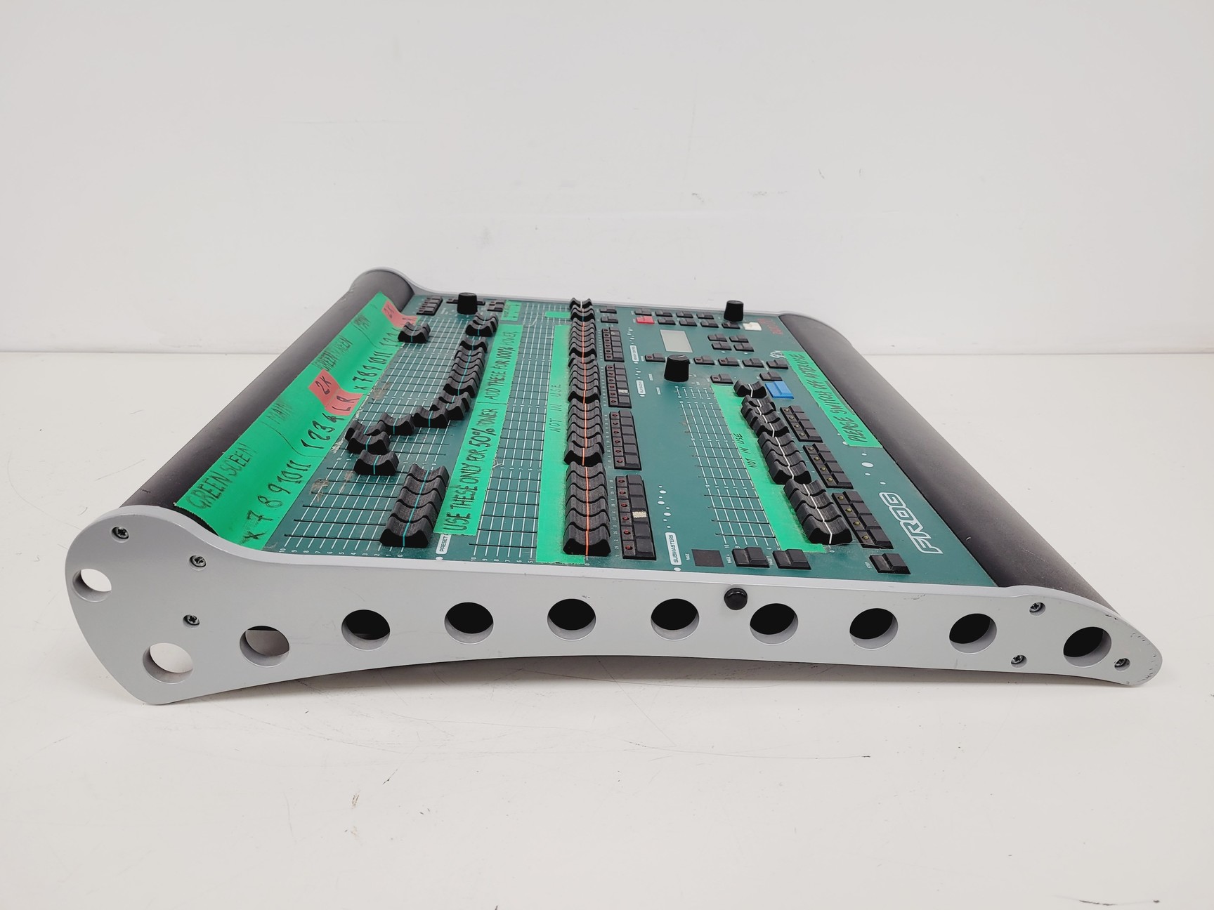Image of Frog Zero88 Lighting Switchboard Desk