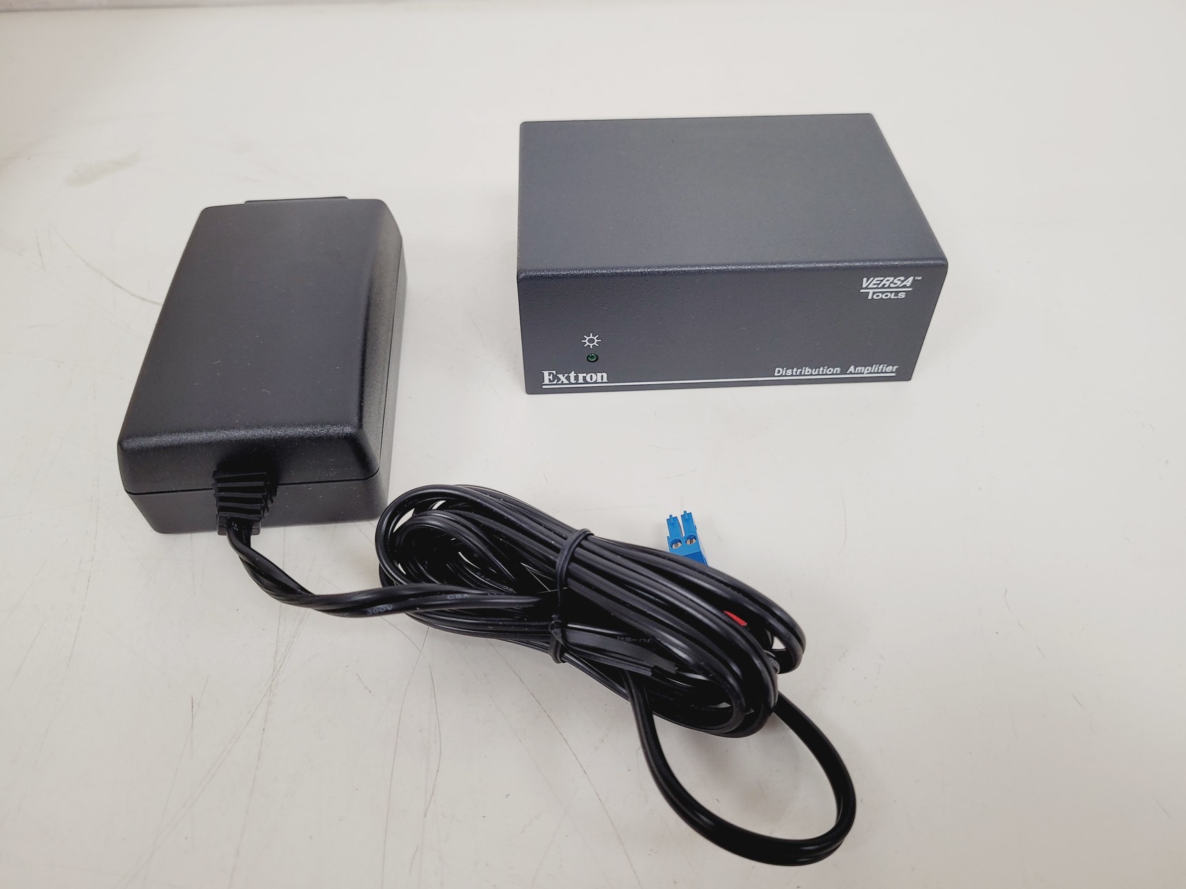 Image of Lot of Extron Electronics Equipment - Cables - BNC - SYM - RGB - 