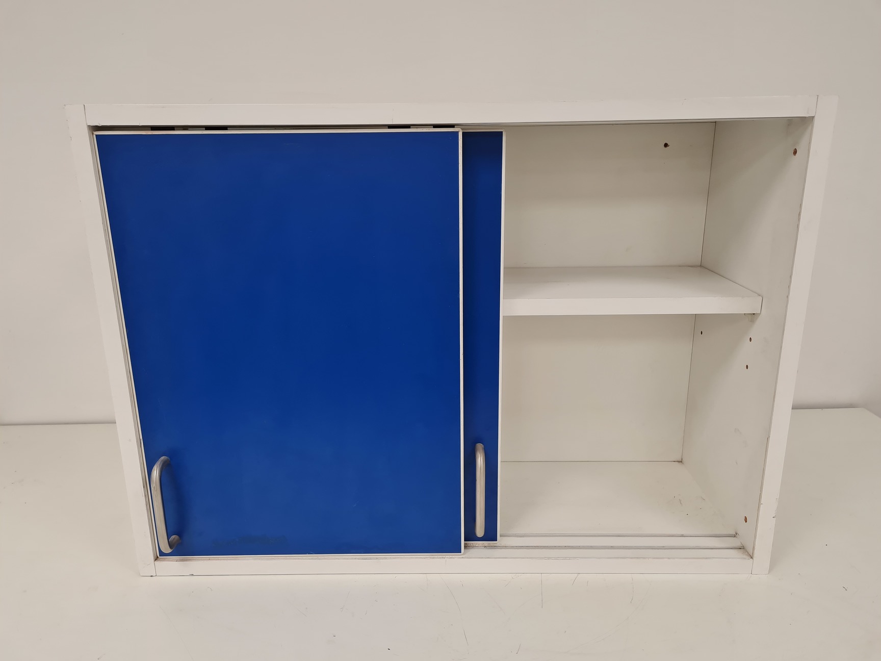 Image of Set of 4 Double Door Wall Hanging Laboratory Cupboards/Cabinets Lab