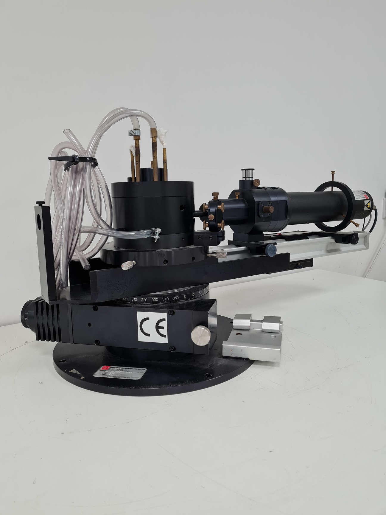 Image of Brookhaven Instruments Model BI-200SM Light Scattering Research Goniometer Lab