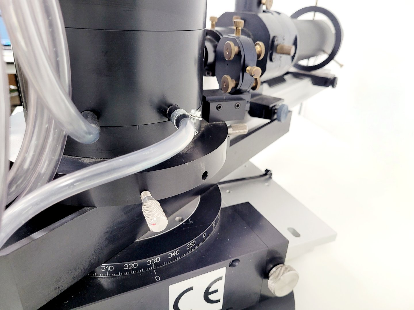 Image of Brookhaven Instruments Model BI-200SM Light Scattering Research Goniometer Lab