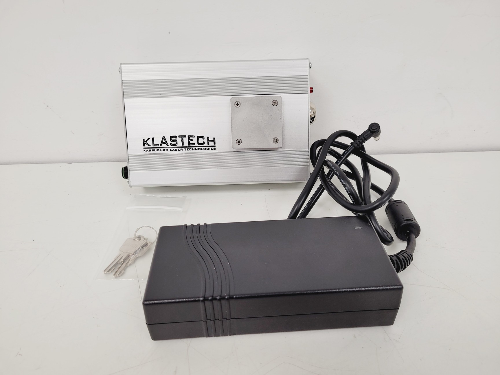 Image of Klastech C3.78 Laser Controller with XP AED100US19 Power Supply Lab
