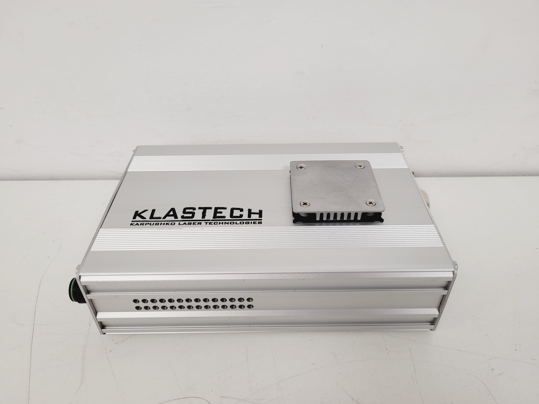 Image of Klastech C3.78 Laser Controller with XP AED100US19 Power Supply Lab