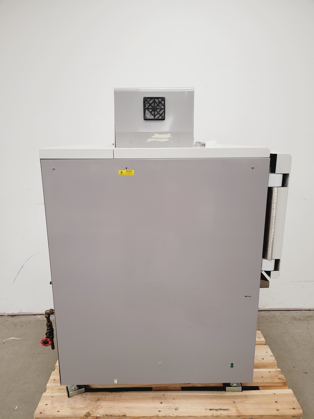 Image of Boxer Autoclave  Machine Type -200/75LR Lab
