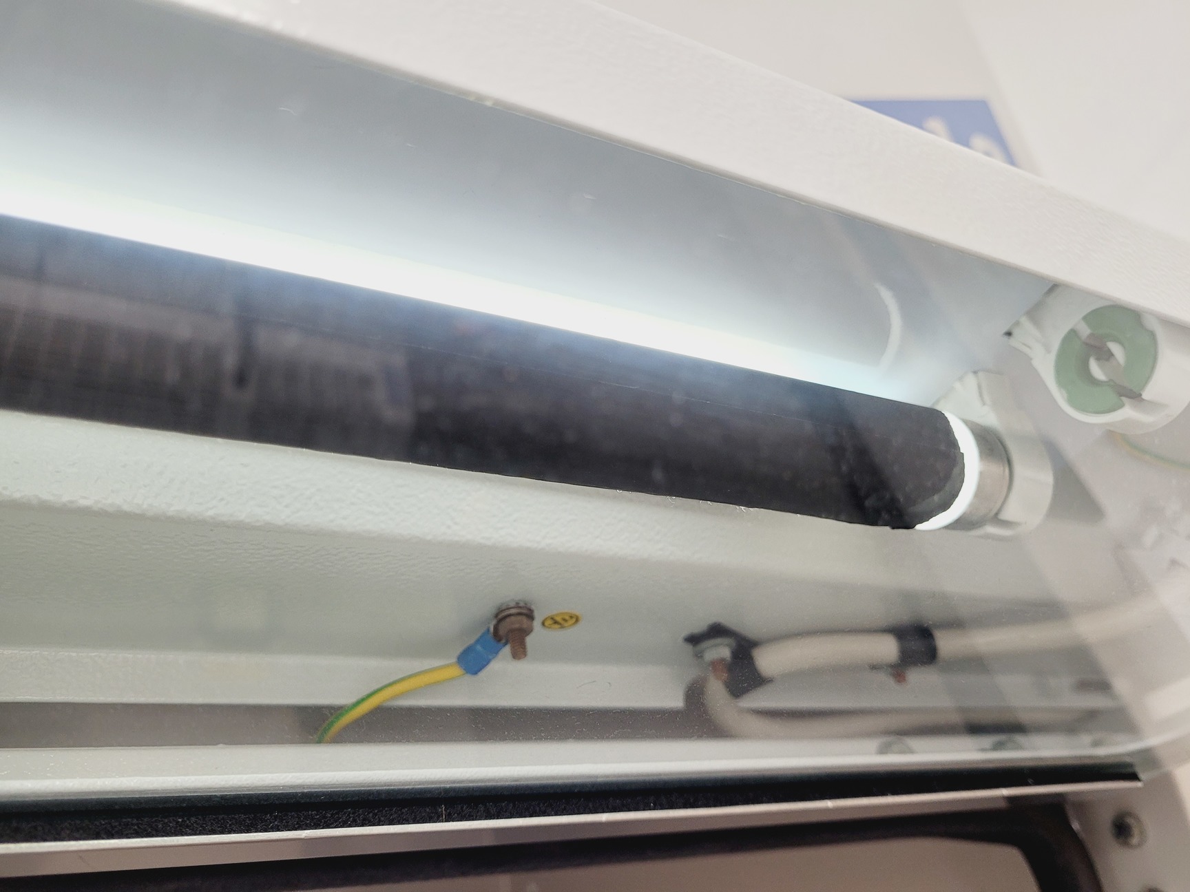 Image of Bioair TopSafe 1.2 Class II 2 Biological Safety Cabinet Lab
