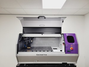 Thumbnail image of Genetix QArray 2 Microarray Printer Plant Cloning Unit Lab (No Control Unit)