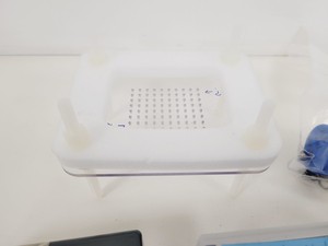 Thumbnail image of Genetix QArray 2 Microarray Printer Plant Cloning Unit Lab (No Control Unit)