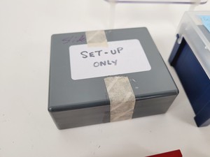 Thumbnail image of Genetix QArray 2 Microarray Printer Plant Cloning Unit Lab (No Control Unit)