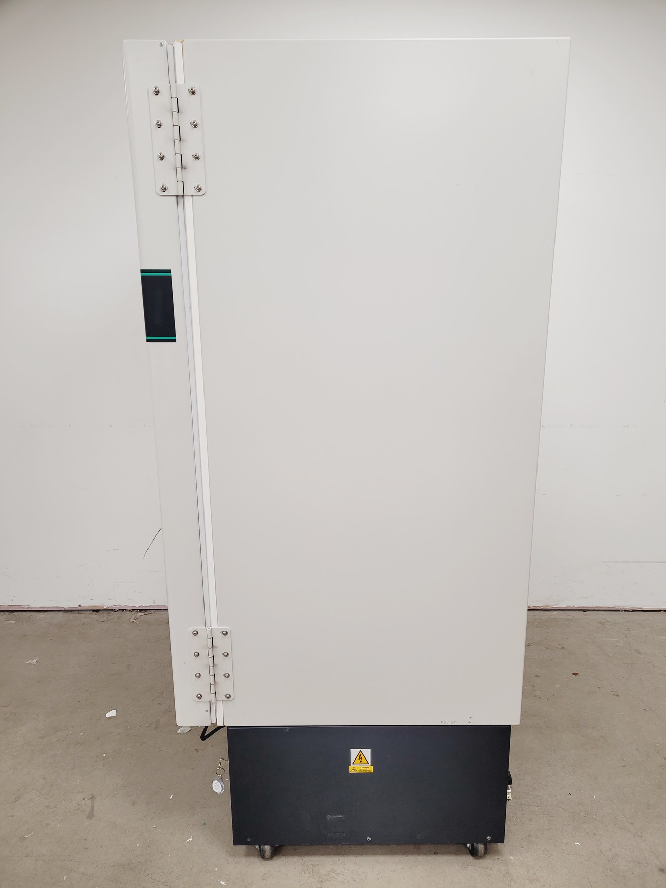 Image of New Brunswick Scientific U725 Innova -86 G Ultra Low Temperature Freezer  Lab