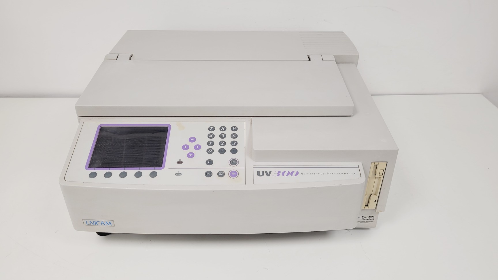 Image of Unicam UV330 UV/VIS Spectrophotometer  Lab Spares/Repairs