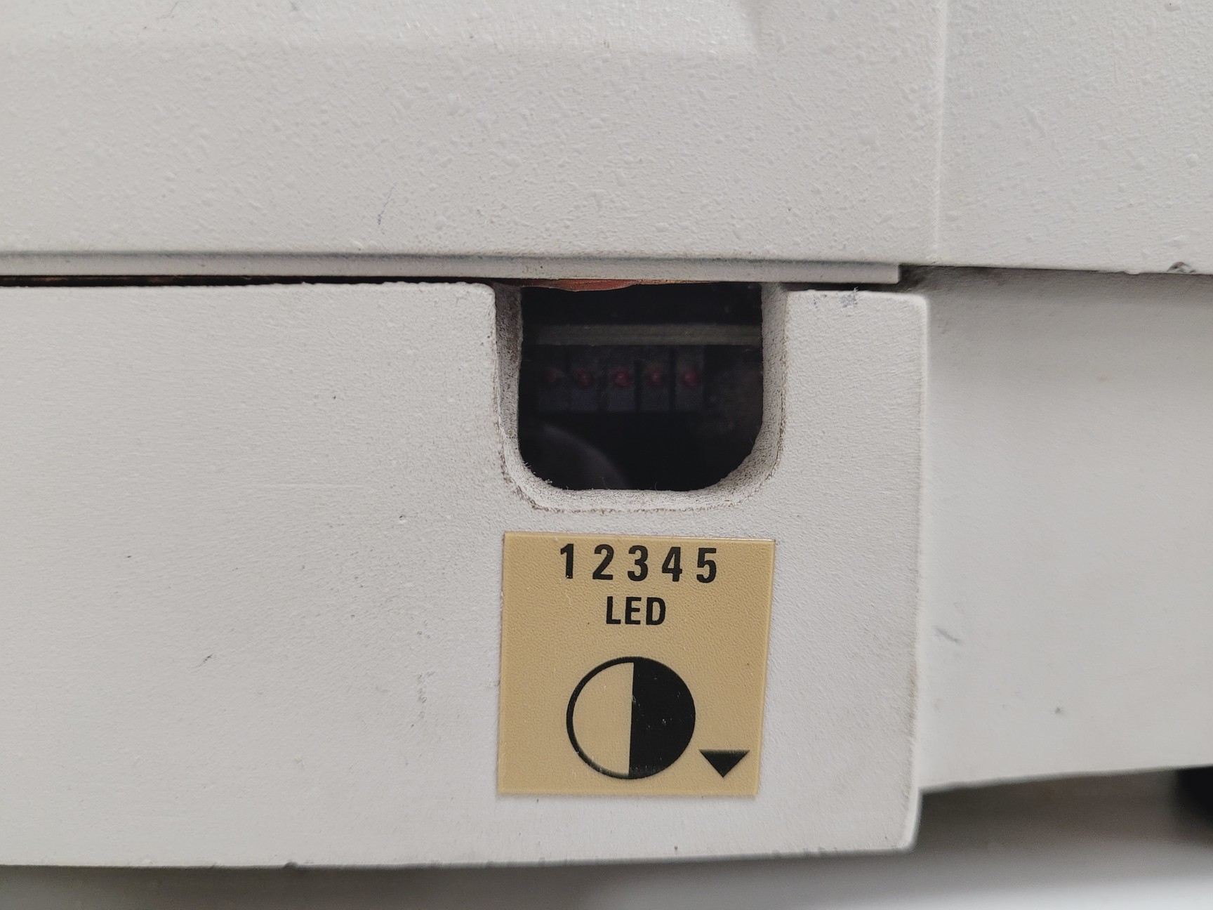 Image of Unicam UV330 UV/VIS Spectrophotometer  Lab Spares/Repairs