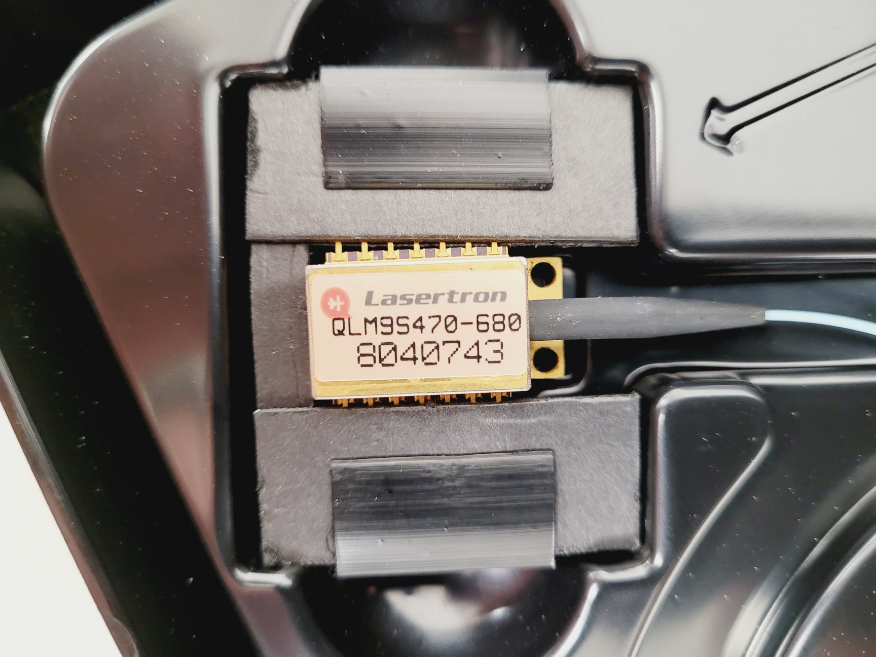 Image of 2 x Lasertron Pump Lasers for Optical Amplifier Applications PN 470102071 Lab