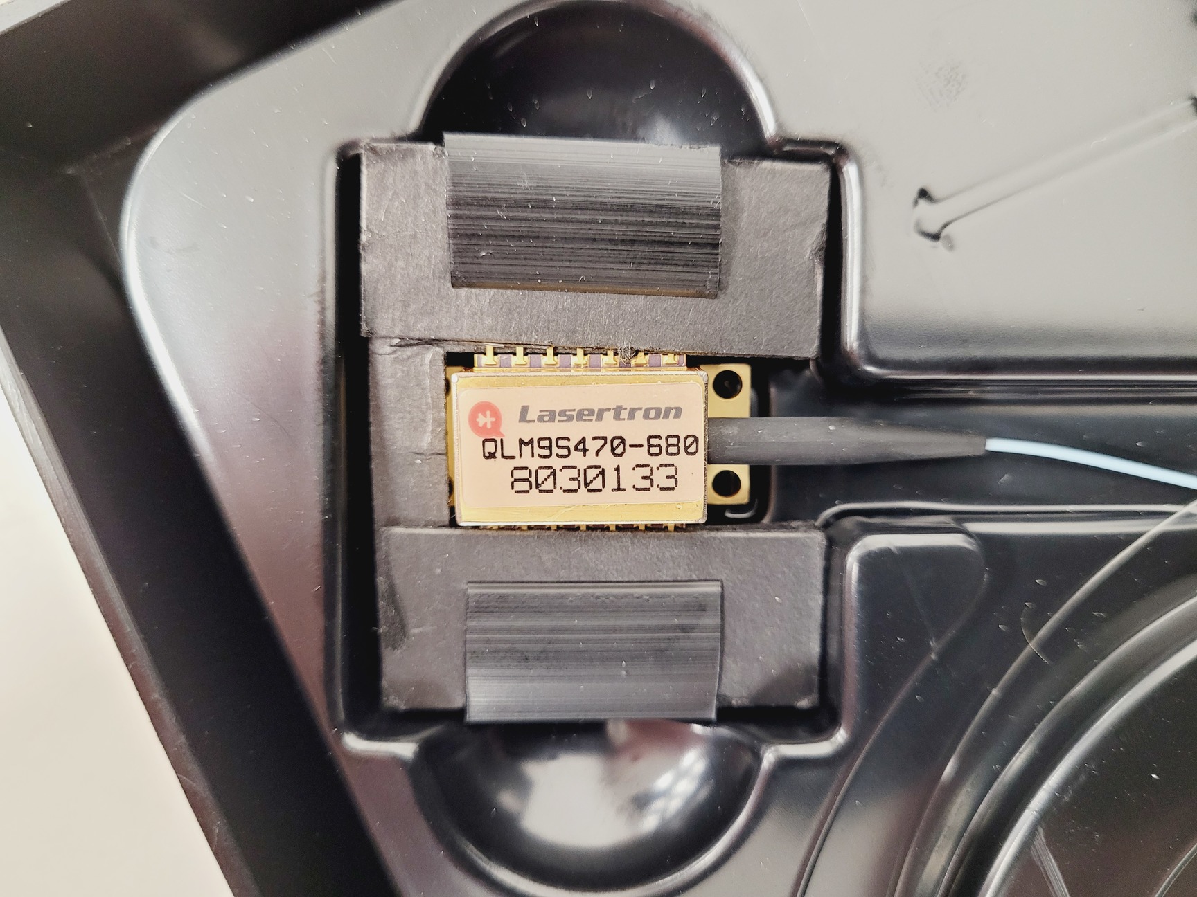 Image of 2 x Lasertron Pump Lasers for Optical Amplifier Applications PN 470102071 Lab