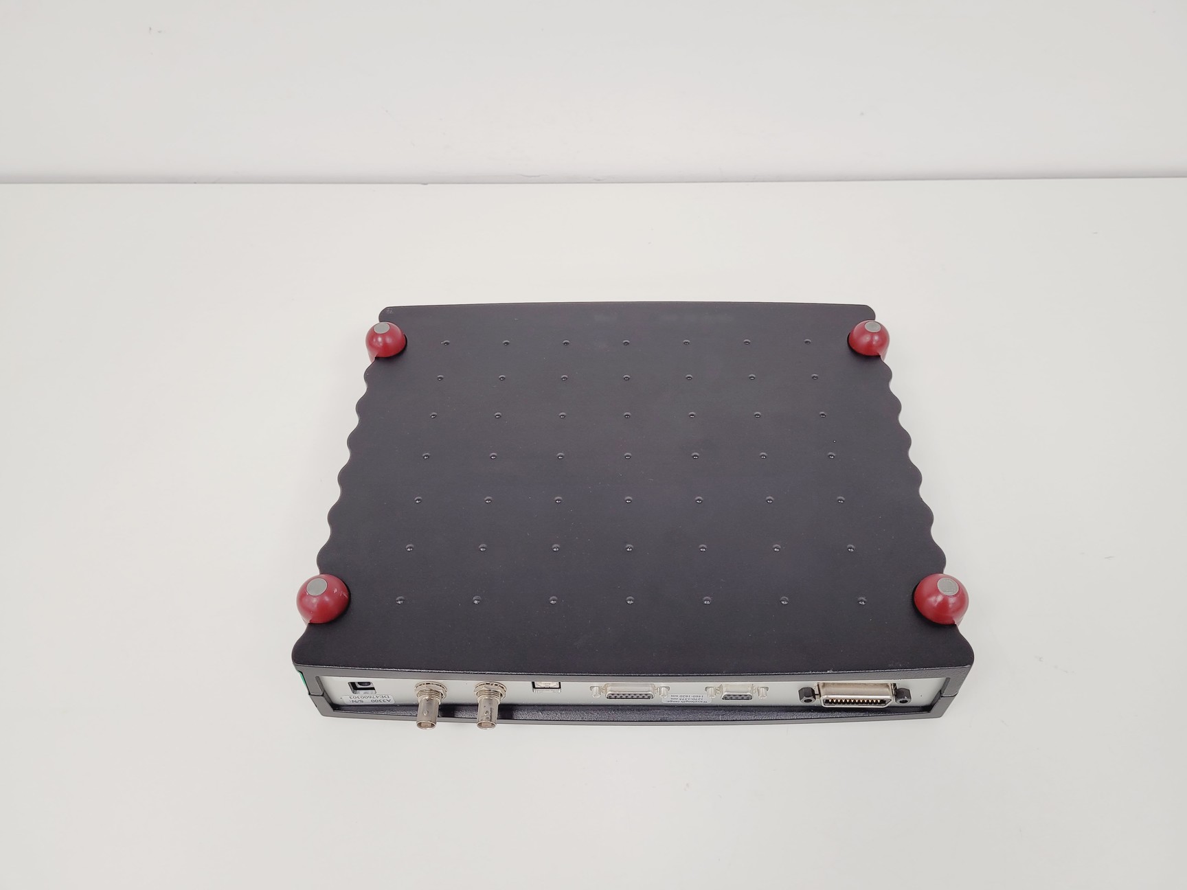 Image of Adaptif Phototonics Polarization Synthesizer Model. A3300 Lab