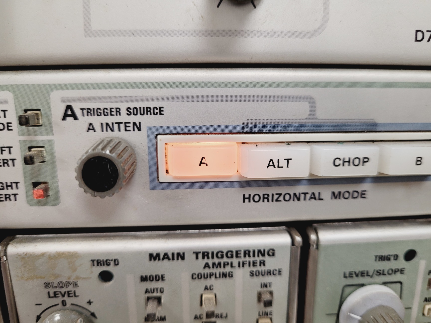 7704 Tectronix Acquisition Oscilloscope Unit Model 7704 A Lab