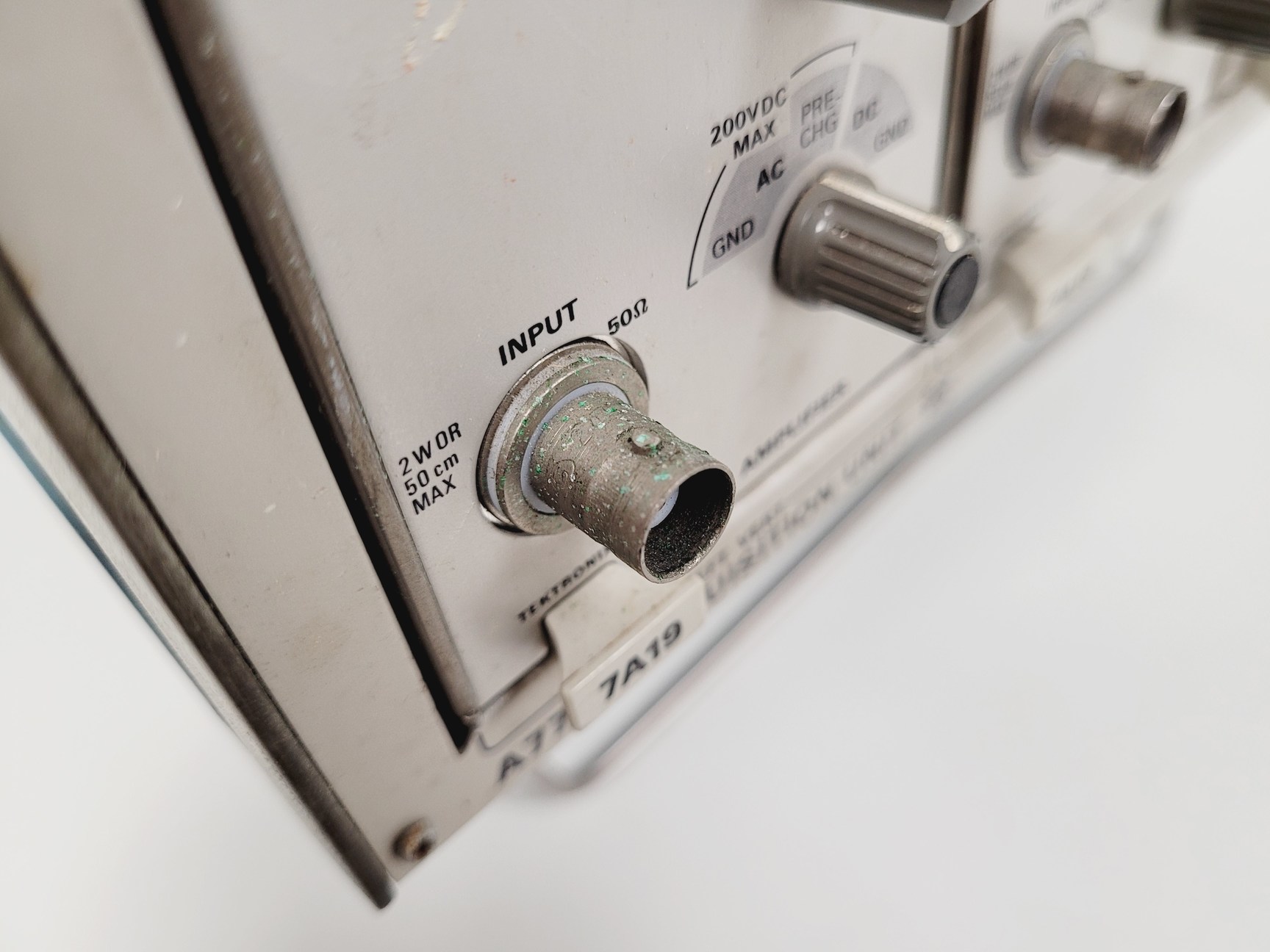 Image of Tectronix Acquisition Oscilloscope Unit  Model 7704 A Lab