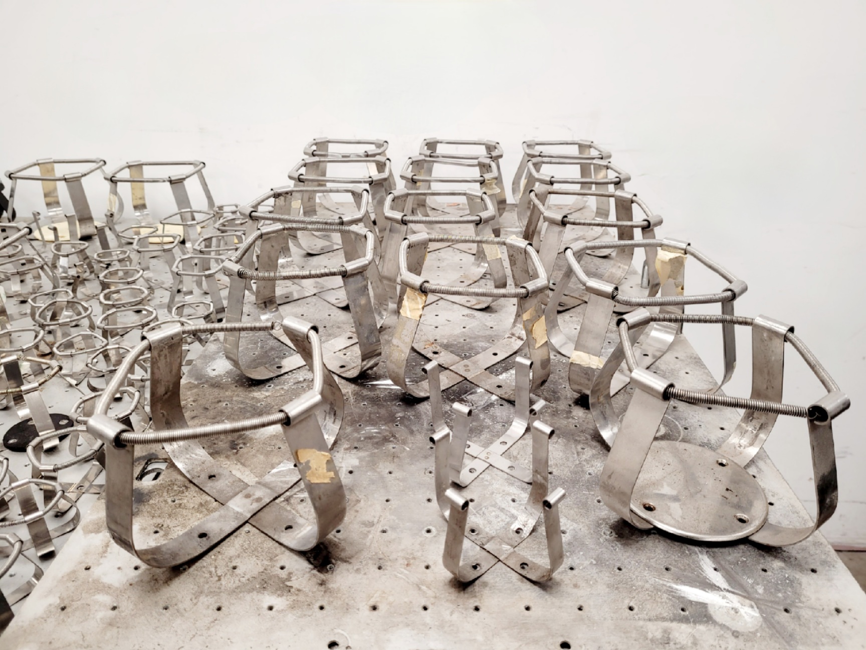 Image of 6 x Infors Fixed-configuration Platform Shaker Plates with Accessories