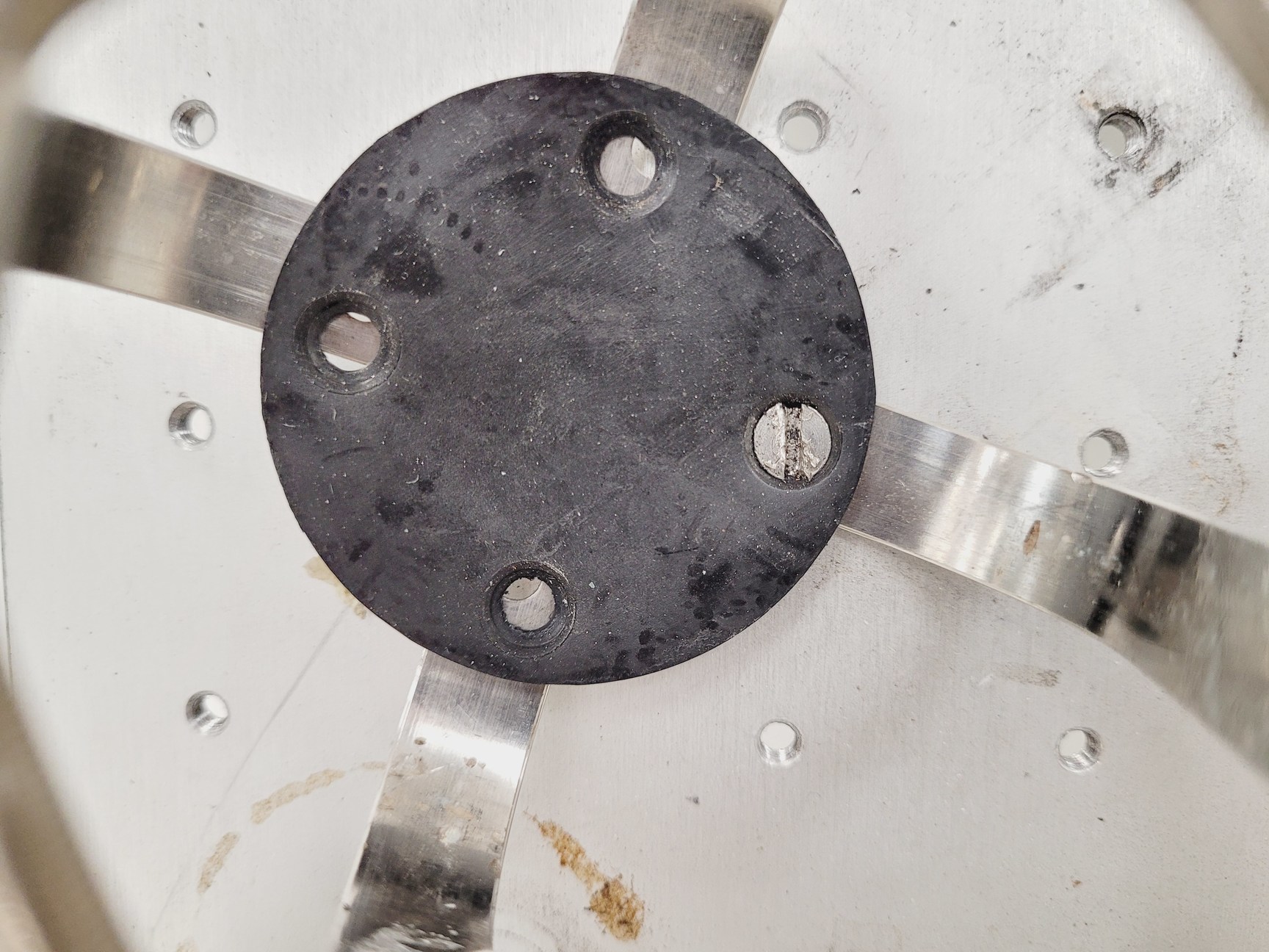 Image of 6 x Infors Fixed-configuration Platform Shaker Plates with Accessories