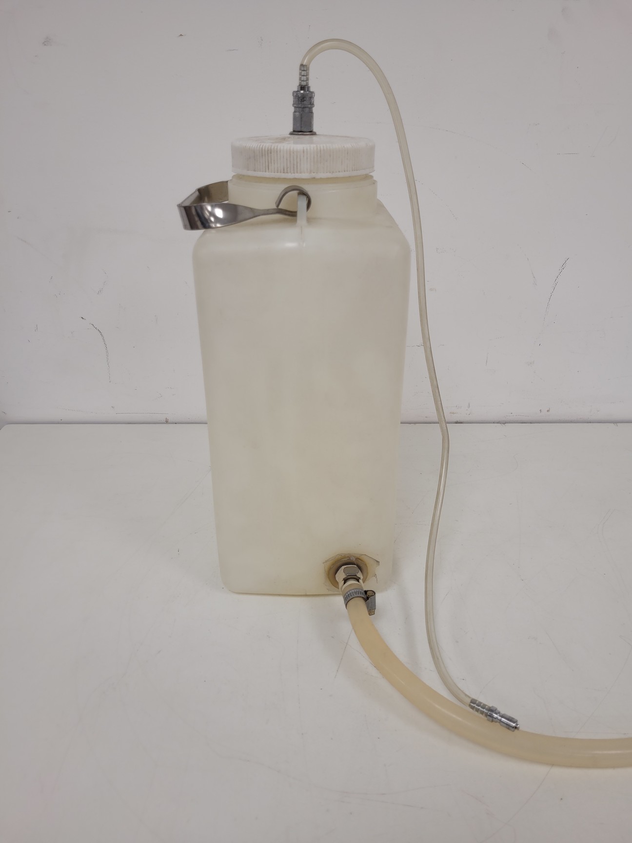 Image of Tomtec Cell Harvester 96 System - Mach 3 with Autotrap 24 & GAST Pump Lab