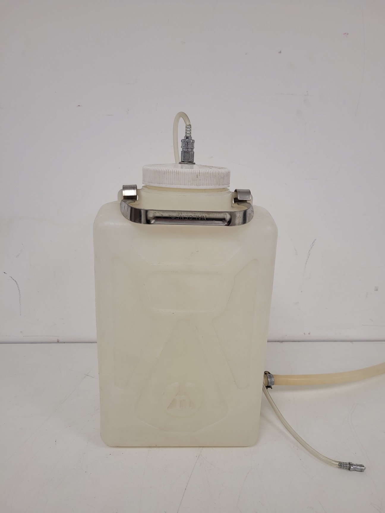 Image of Tomtec Cell Harvester 96 System - Mach 3 with Autotrap 24 & GAST Pump Lab