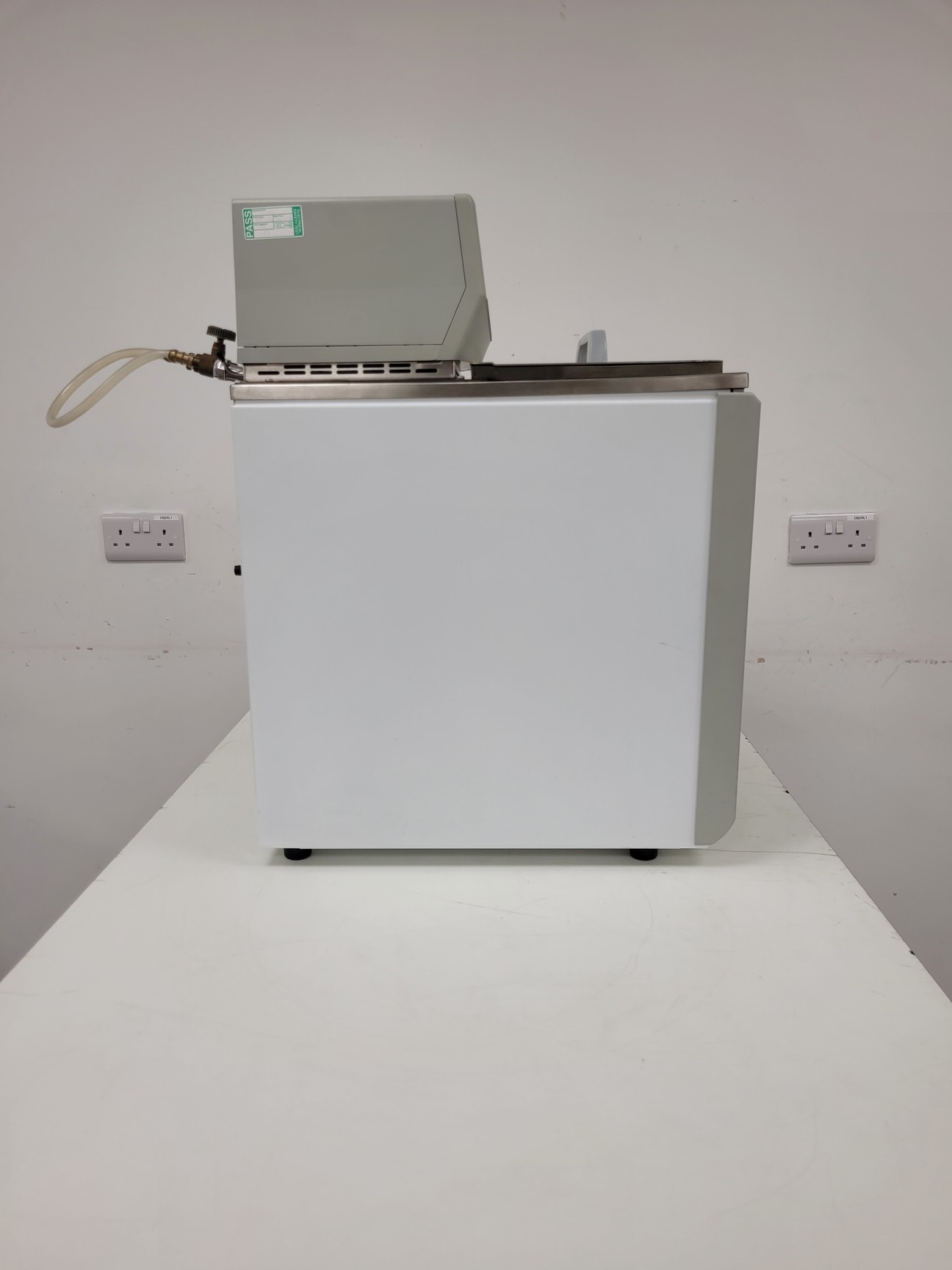 Image of Thermo Fisher Scientific NESLAB RTE 7 Circulating Water Bath Refrigerated Lab