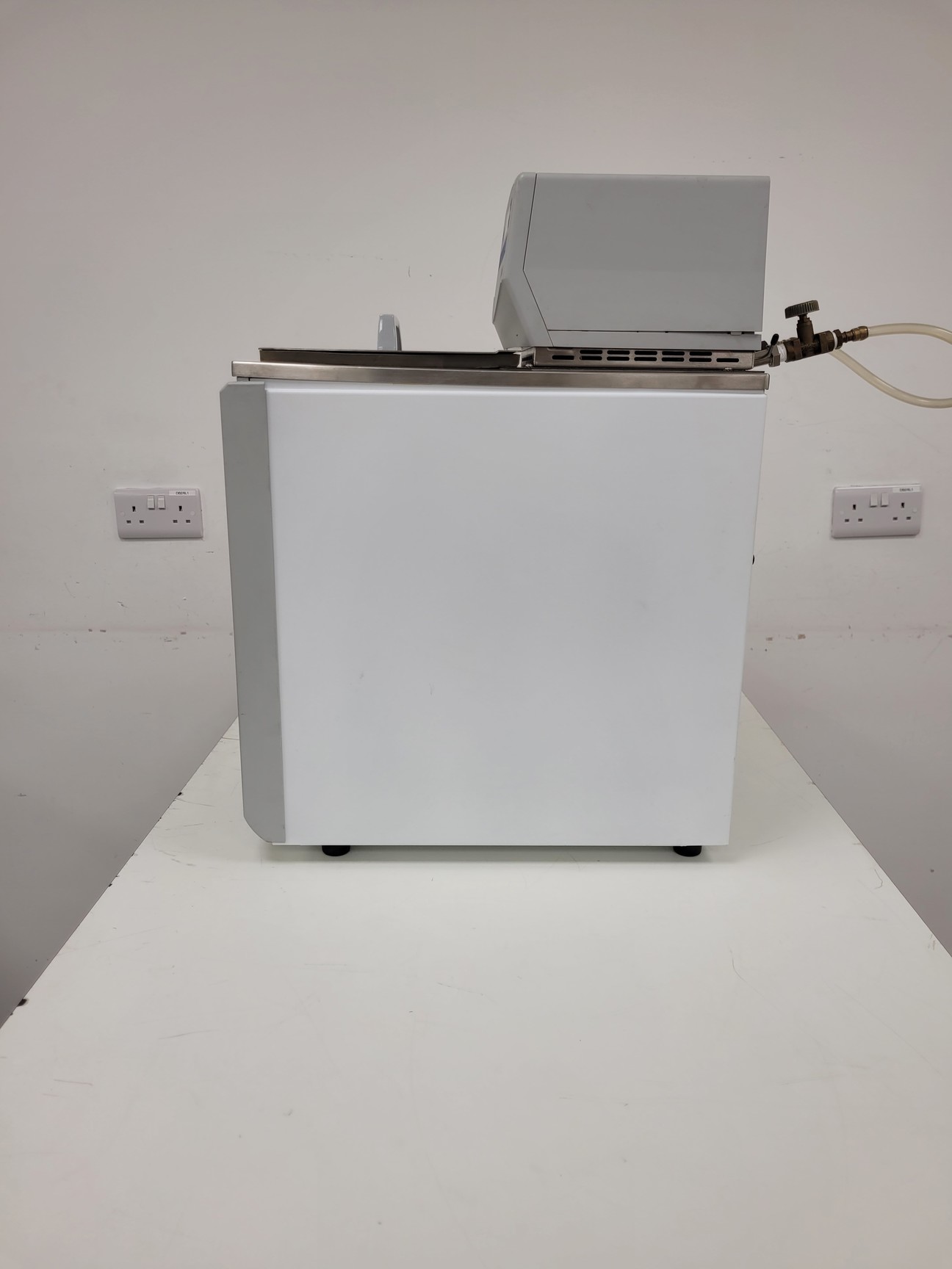 Image of Thermo Fisher Scientific NESLAB RTE 7 Circulating Water Bath Refrigerated Lab