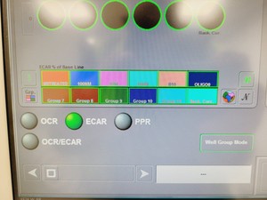 Thumbnail image of SeaHorse Bioscience Extracellular Flux Analyser System  Model: XF24-2 Lab