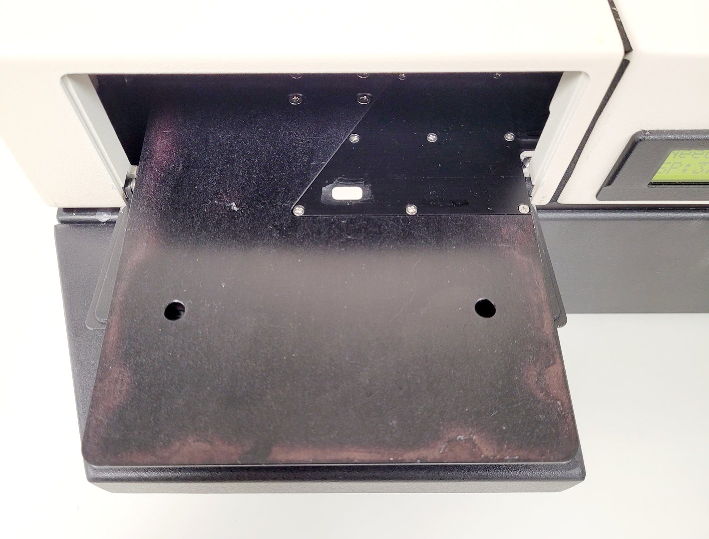 Image of SeaHorse Bioscience Extracellular Flux Analyser System  Model: XF24-2 Lab
