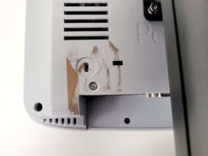 Thumbnail image of SeaHorse Bioscience Extracellular Flux Analyser System  Model: XF24-2 Lab