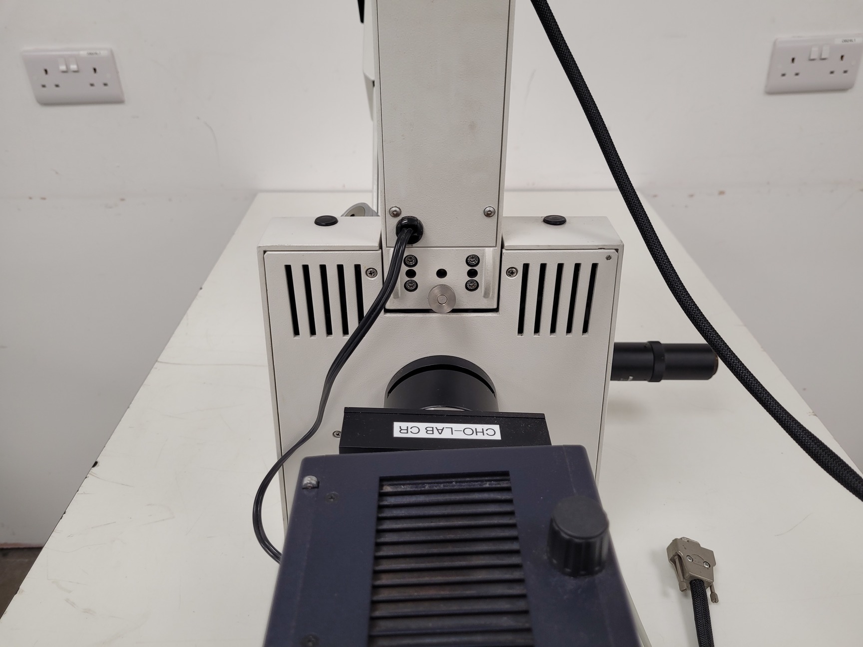 Image of Leica DM IRBE Inverted Motorised Microscope w/ 3 x Objectives HCX PL  Lab