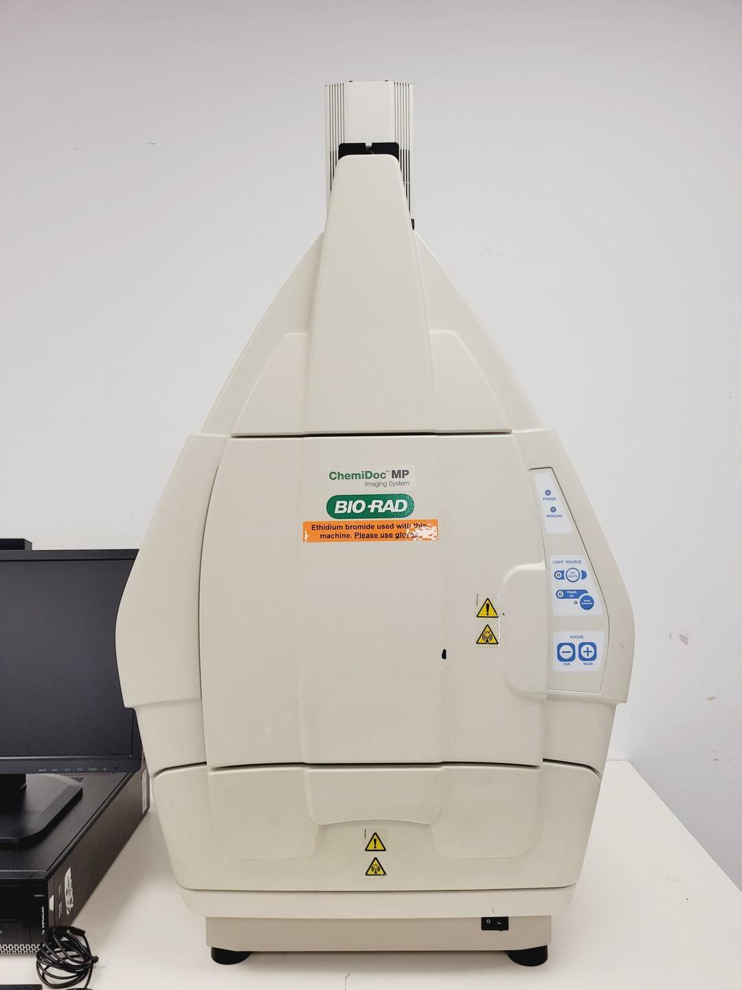 Image of Bio-Rad ChemiDoc MP Imaging System Universal Hood III Lab