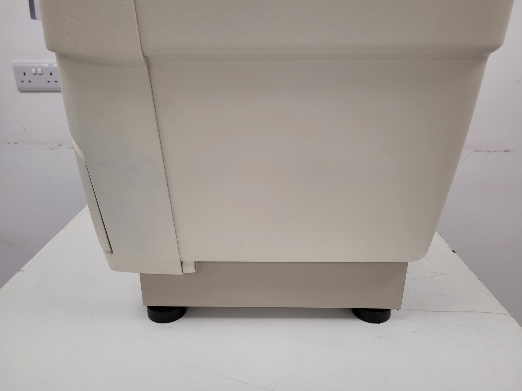 Image of Bio-Rad ChemiDoc MP Imaging System Universal Hood III Lab
