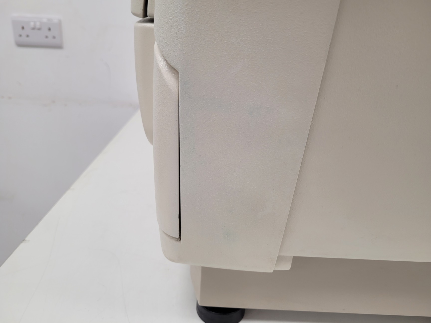 Image of Bio-Rad ChemiDoc MP Imaging System Universal Hood III Lab