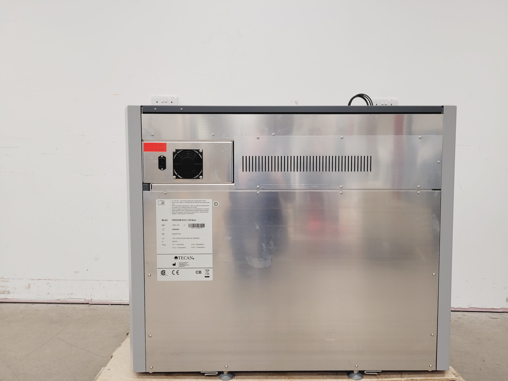 Image of Tecan Freedom EVO-2 100 Liquid Handling Robot Lab Spares/Repairs
