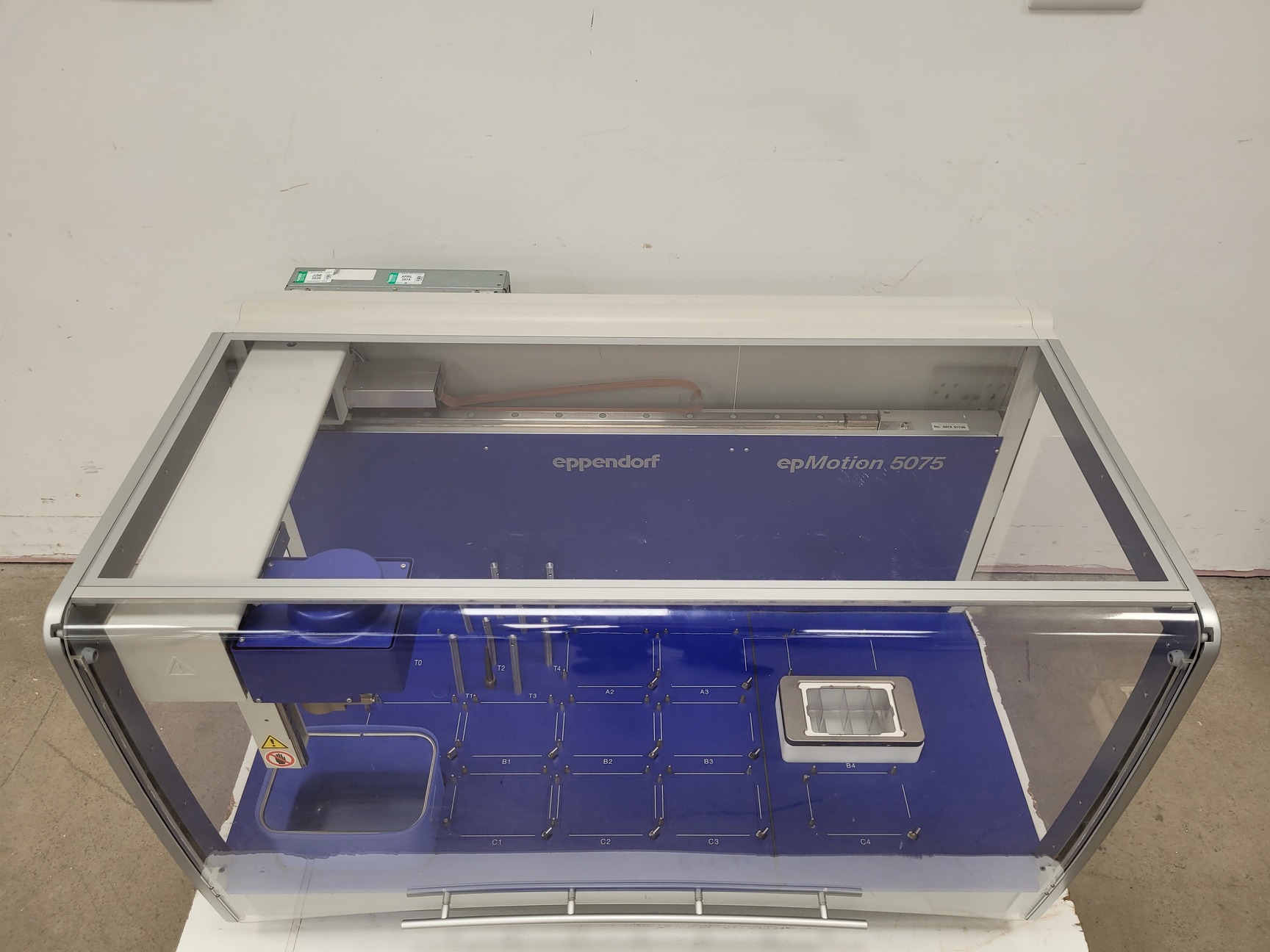Image of Eppendorf epMotion 5075 Liquid Handling Robot System Lab