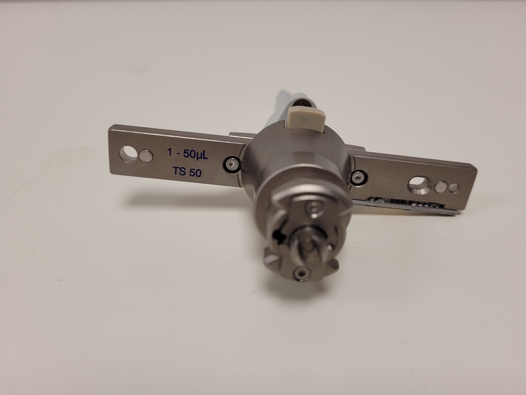 Image of Eppendorf epMotion 5075 Liquid Handling Robot System Lab