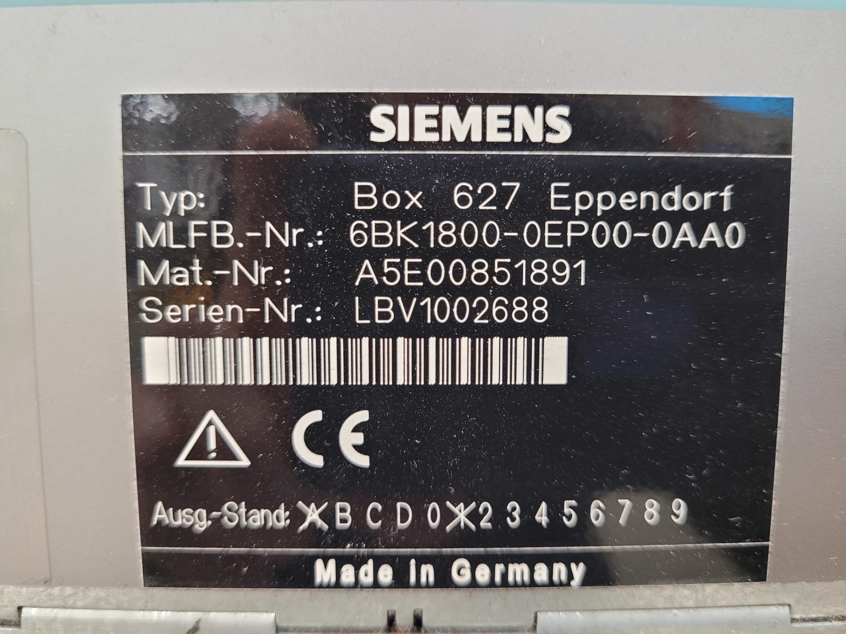 Image of Eppendorf epMotion 5075 Liquid Handling Robot System Lab