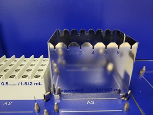 Thumbnail image of Eppendorf epMotion 5075 Liquid Handling Robot System Lab