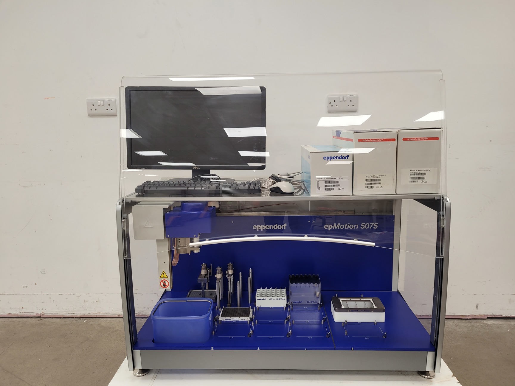 Image of Eppendorf epMotion 5075 Liquid Handling Robot System Lab