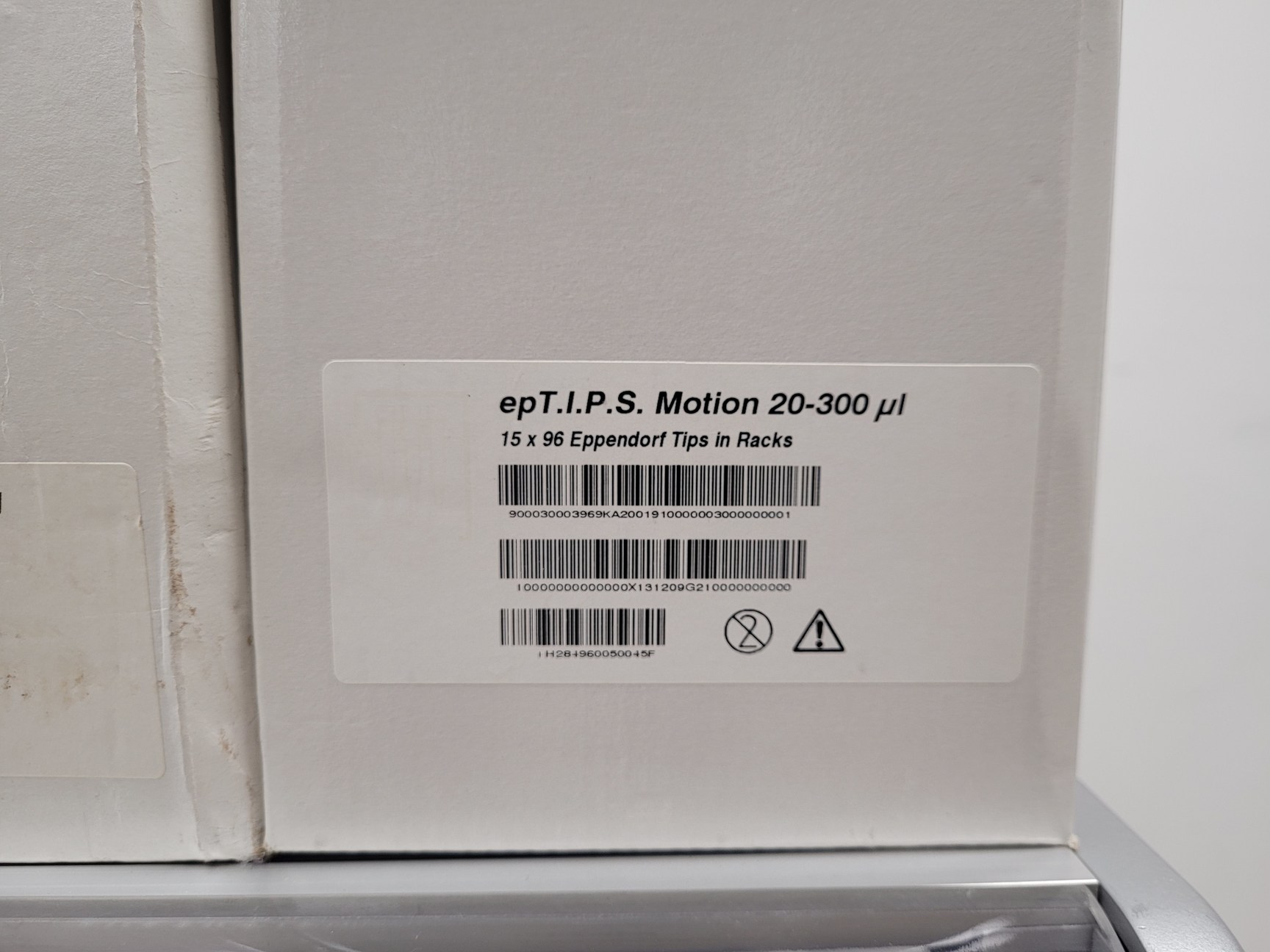 Image of Eppendorf epMotion 5075 Liquid Handling Robot System Lab