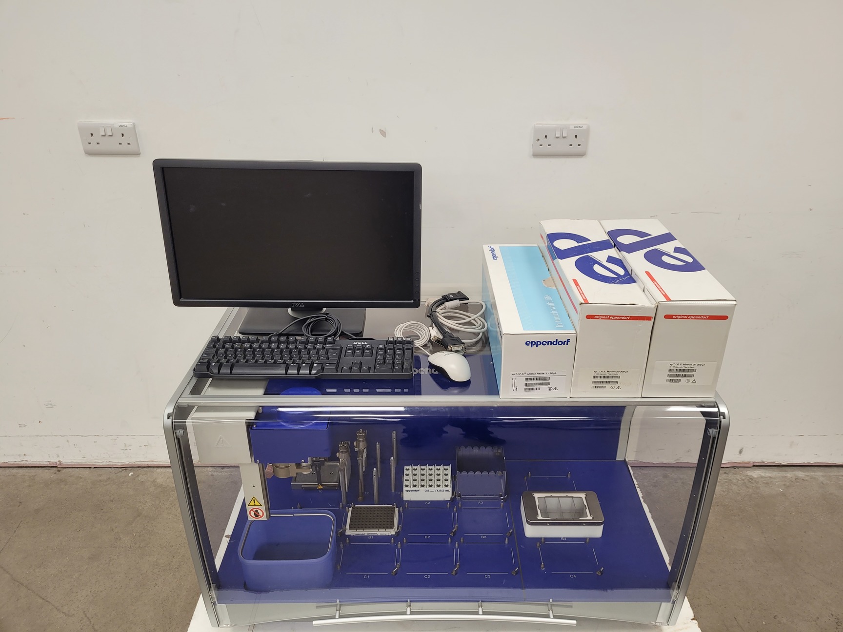 Image of Eppendorf epMotion 5075 Liquid Handling Robot System Lab