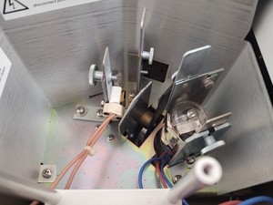 Thumbnail image of Perkin Elmer UV/VIS Spectrometer  Model - Lambda 25  Part no. L600000B Lab