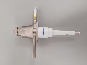 Thumbnail image of Eppendorf EpMotion 5075 LH Automated Liquid Handling System Computer Version Lab