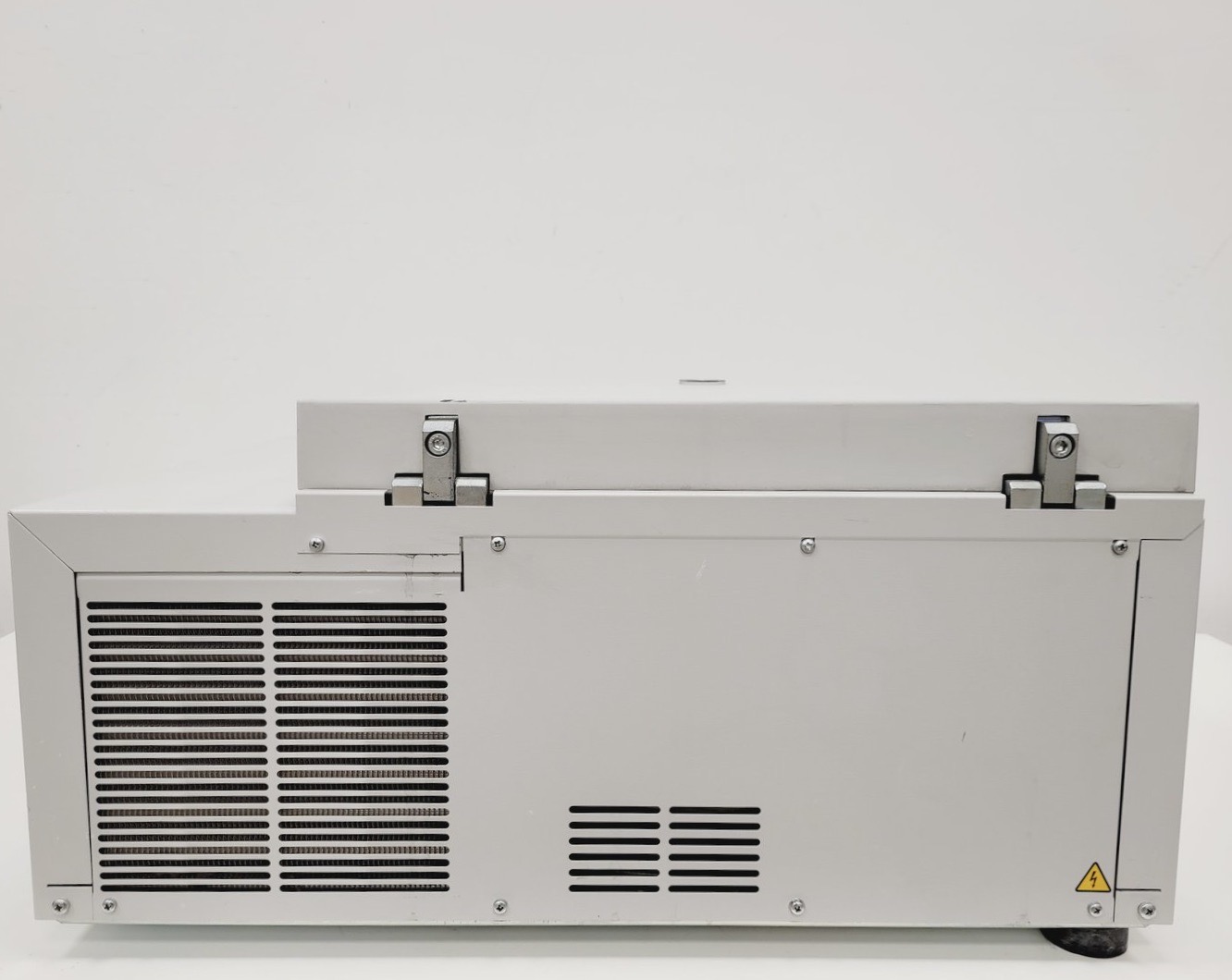 Image of Eppendorf 5810R Refrigerated Laboratory Centrifuge w/ A-4-81 4000rpm Rotor  Lab