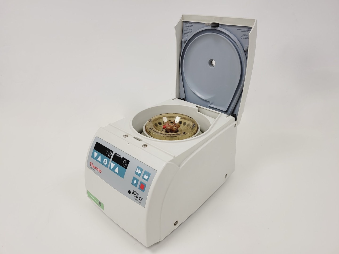 Image of Thermo Heraeus Pico 17 Benchtop Laboratory Centrifuge with 13000rpm Rotor Lab