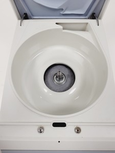 Thumbnail image of Thermo Heraeus Pico 17 Benchtop Laboratory Centrifuge with 13000rpm Rotor Lab