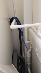 Thumbnail image of MoFlo Astrios EQ Cell Sorter 4 laser system Lab