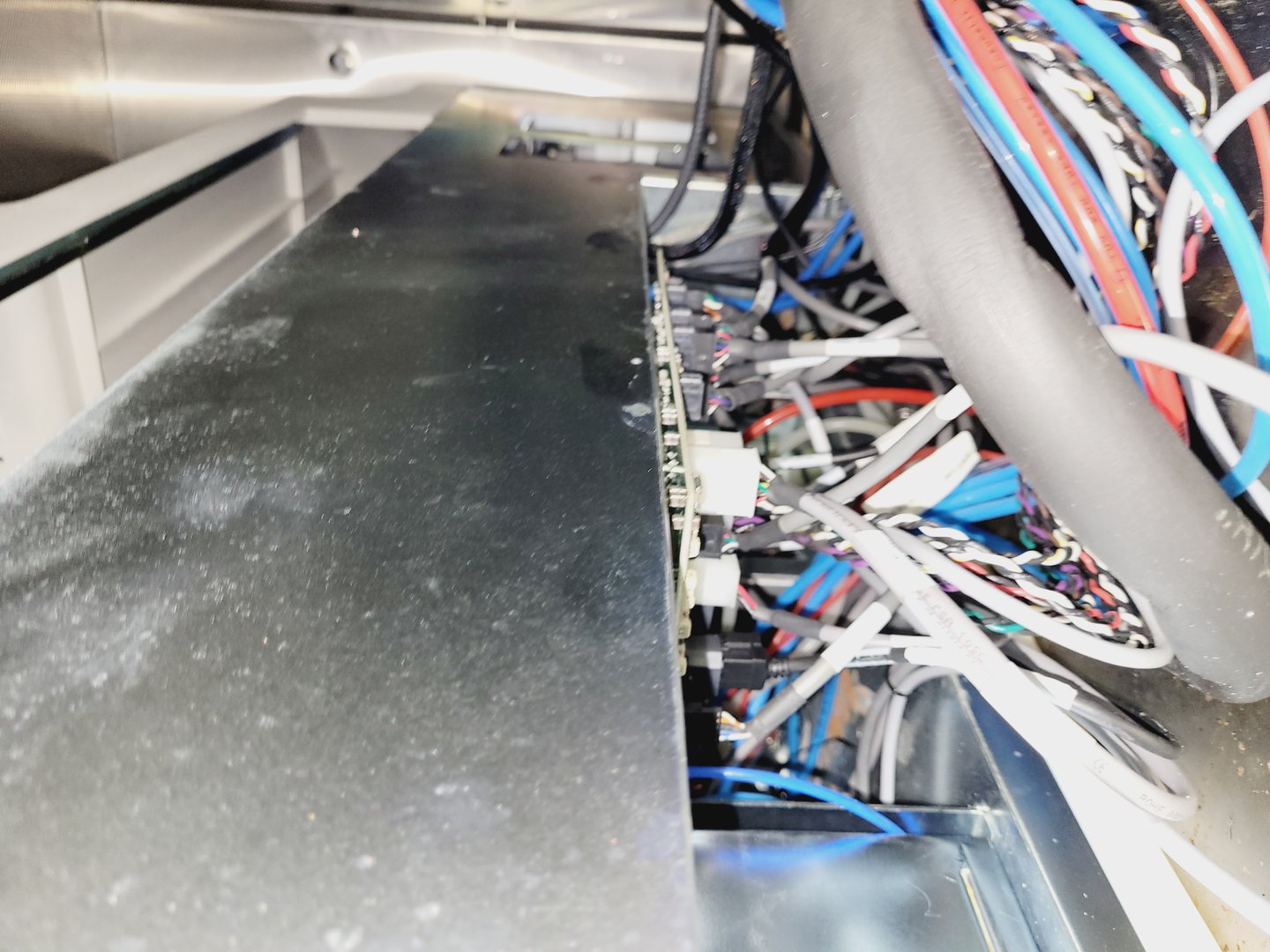 Image of MoFlo Astrios EQ Cell Sorter 4 laser system Lab