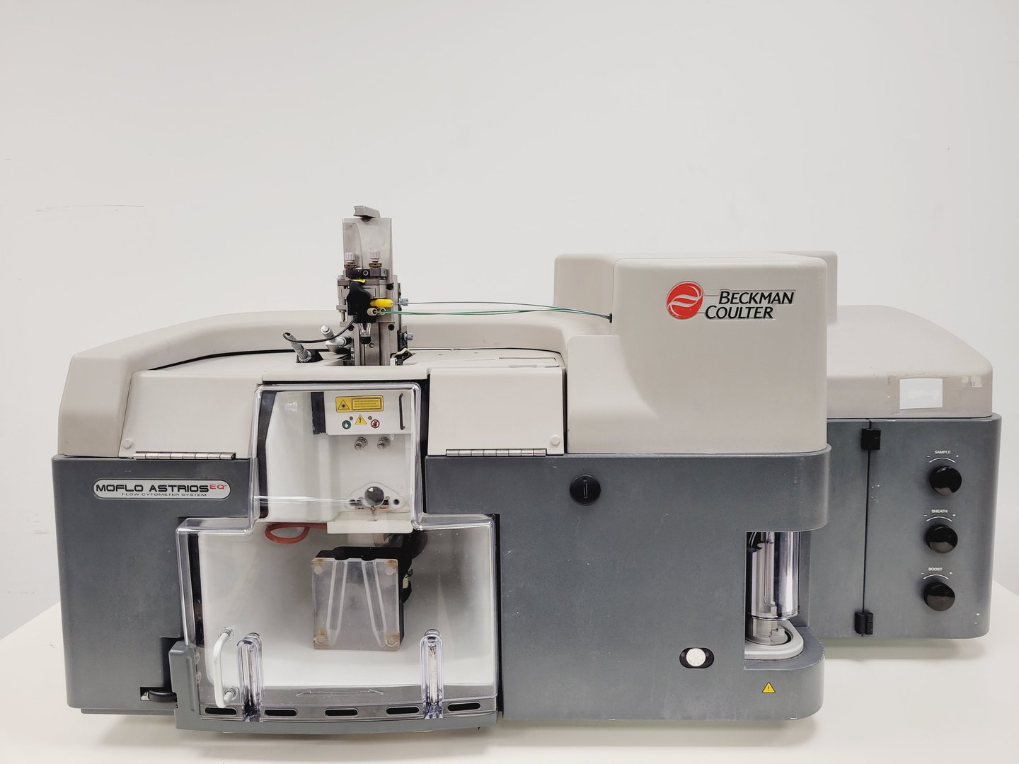 Image of MoFlo Astrios EQ Cell Sorter 4 laser system Lab